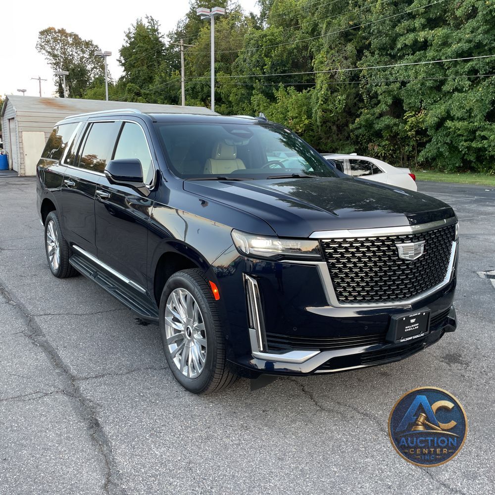 2024 Cadillac Escalade ESV Premium Luxury