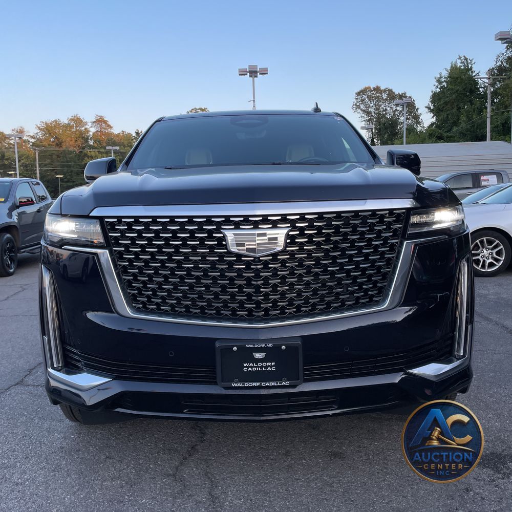 2024 Cadillac Escalade ESV Premium Luxury