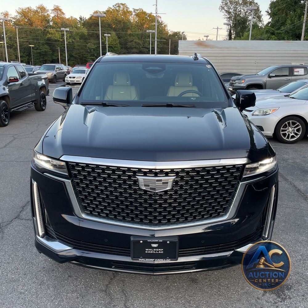 2024 Cadillac Escalade ESV Premium Luxury