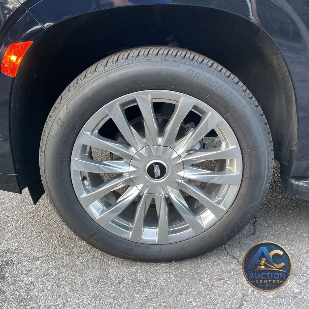 2024 Cadillac Escalade ESV Premium Luxury