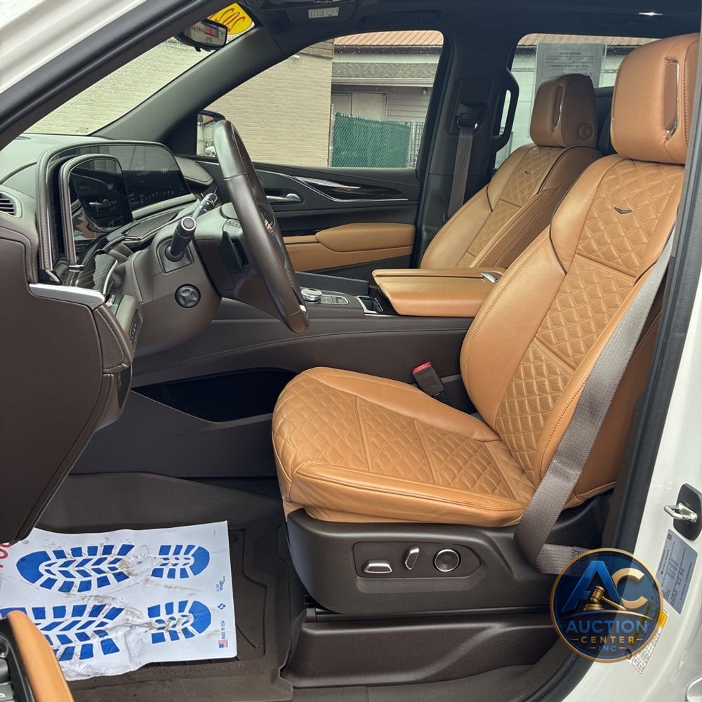 2021 Cadillac Escalade ESV Premium Luxury