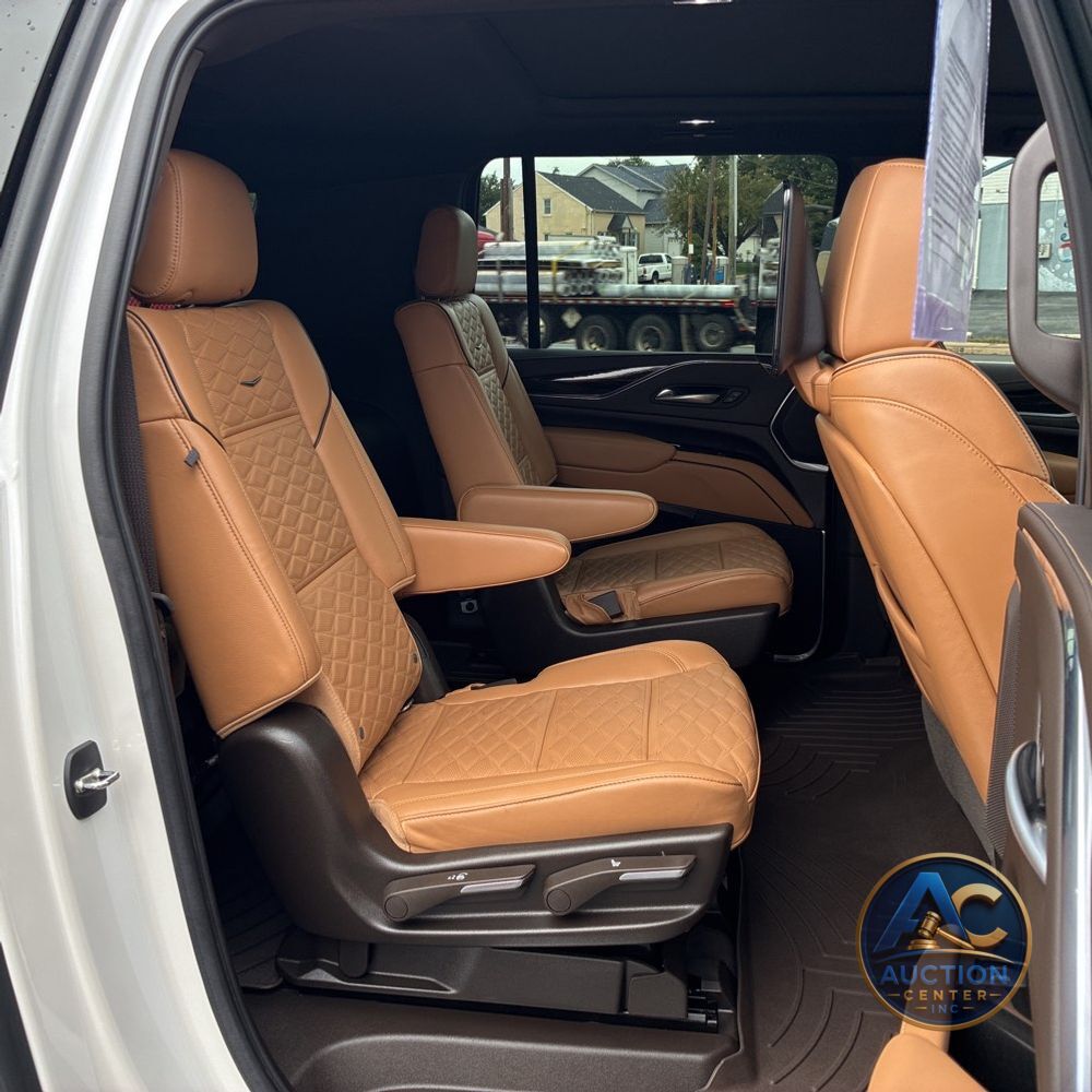2021 Cadillac Escalade ESV Premium Luxury