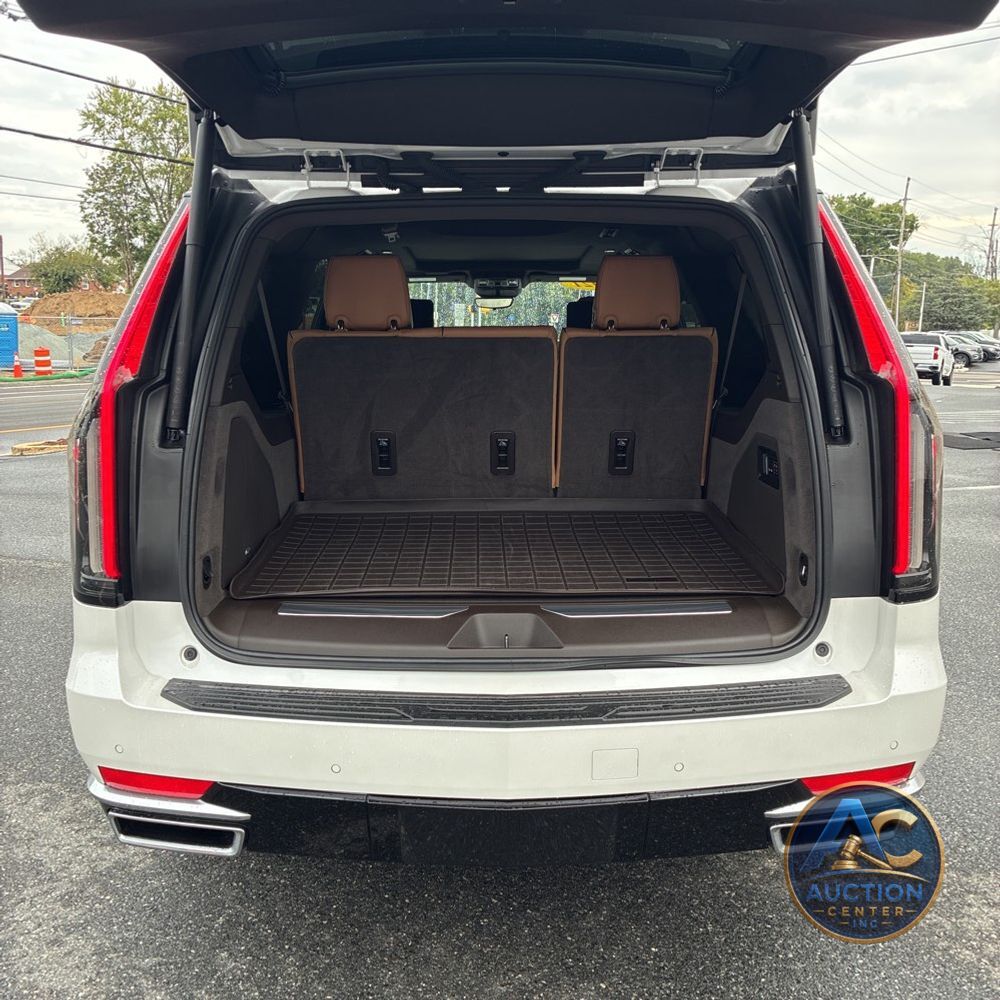 2021 Cadillac Escalade ESV Premium Luxury