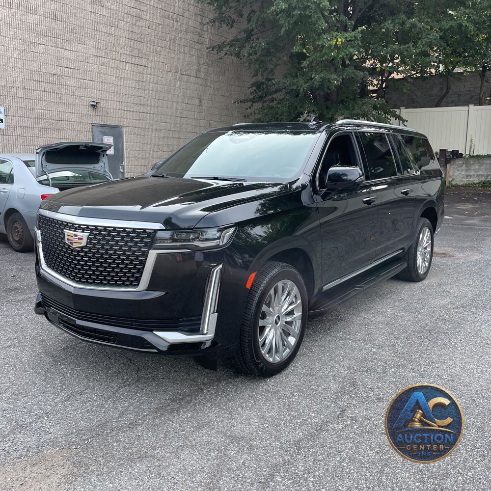 2022 Cadillac Escalade ESV Premium Luxury