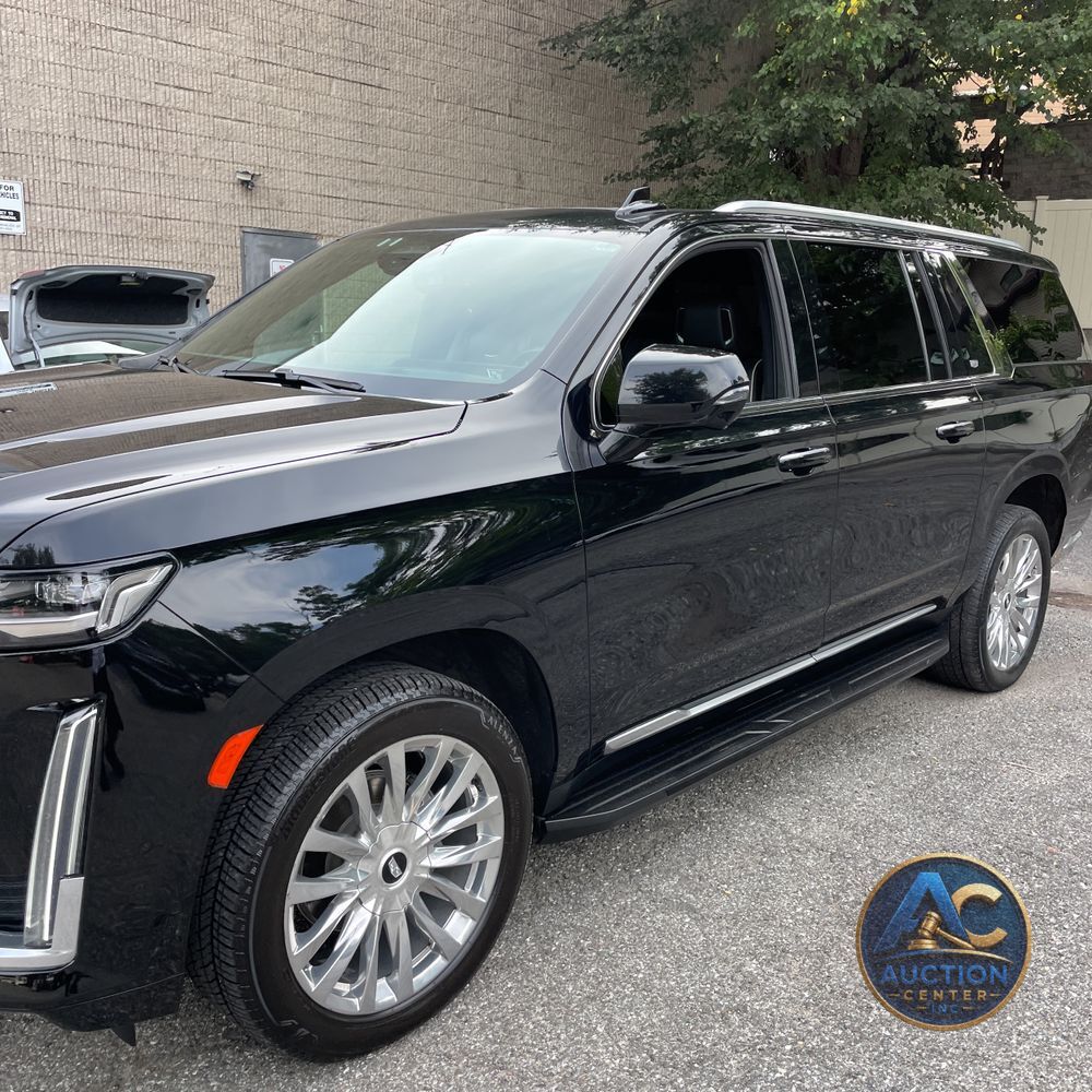 2022 Cadillac Escalade ESV Premium Luxury