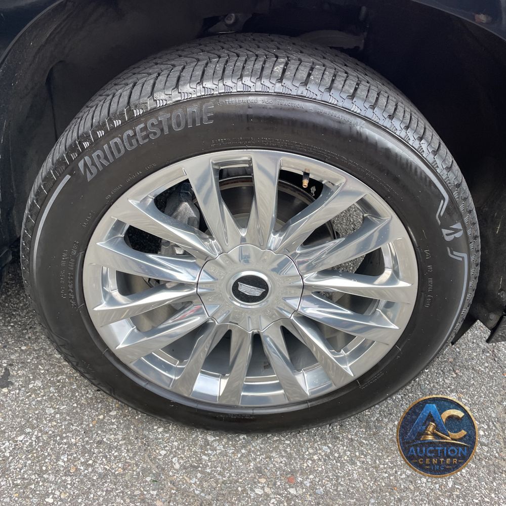 2022 Cadillac Escalade ESV Premium Luxury