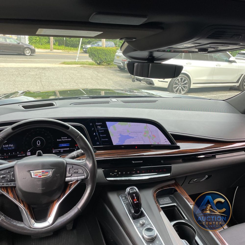 2022 Cadillac Escalade ESV Premium Luxury