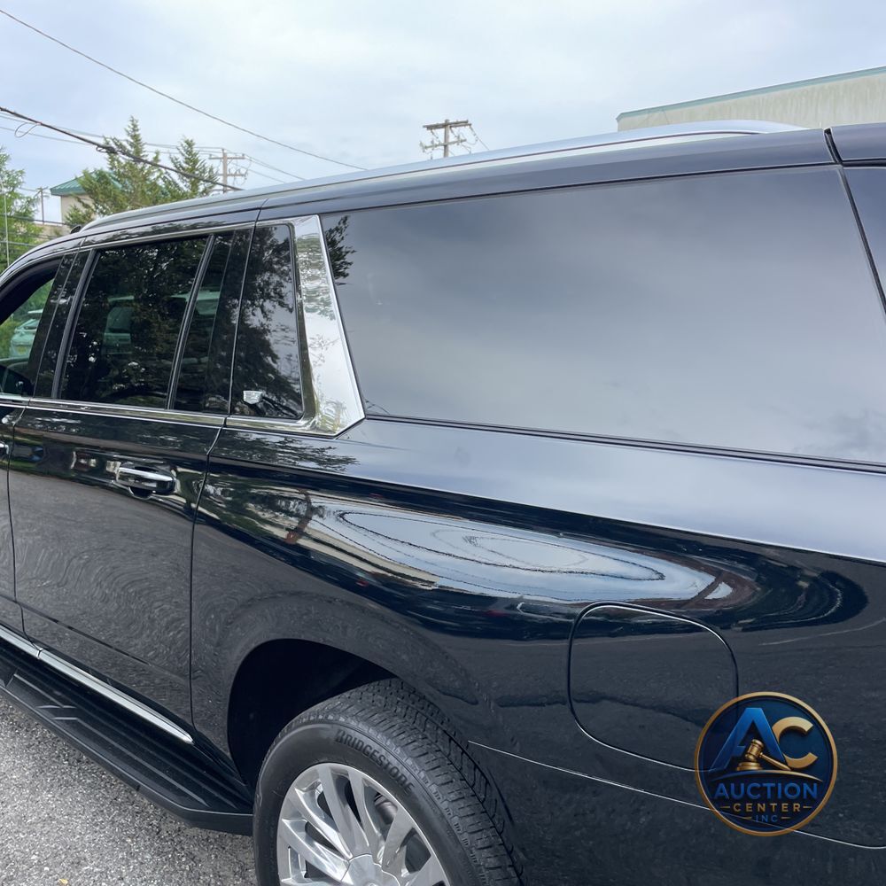 2022 Cadillac Escalade ESV Premium Luxury