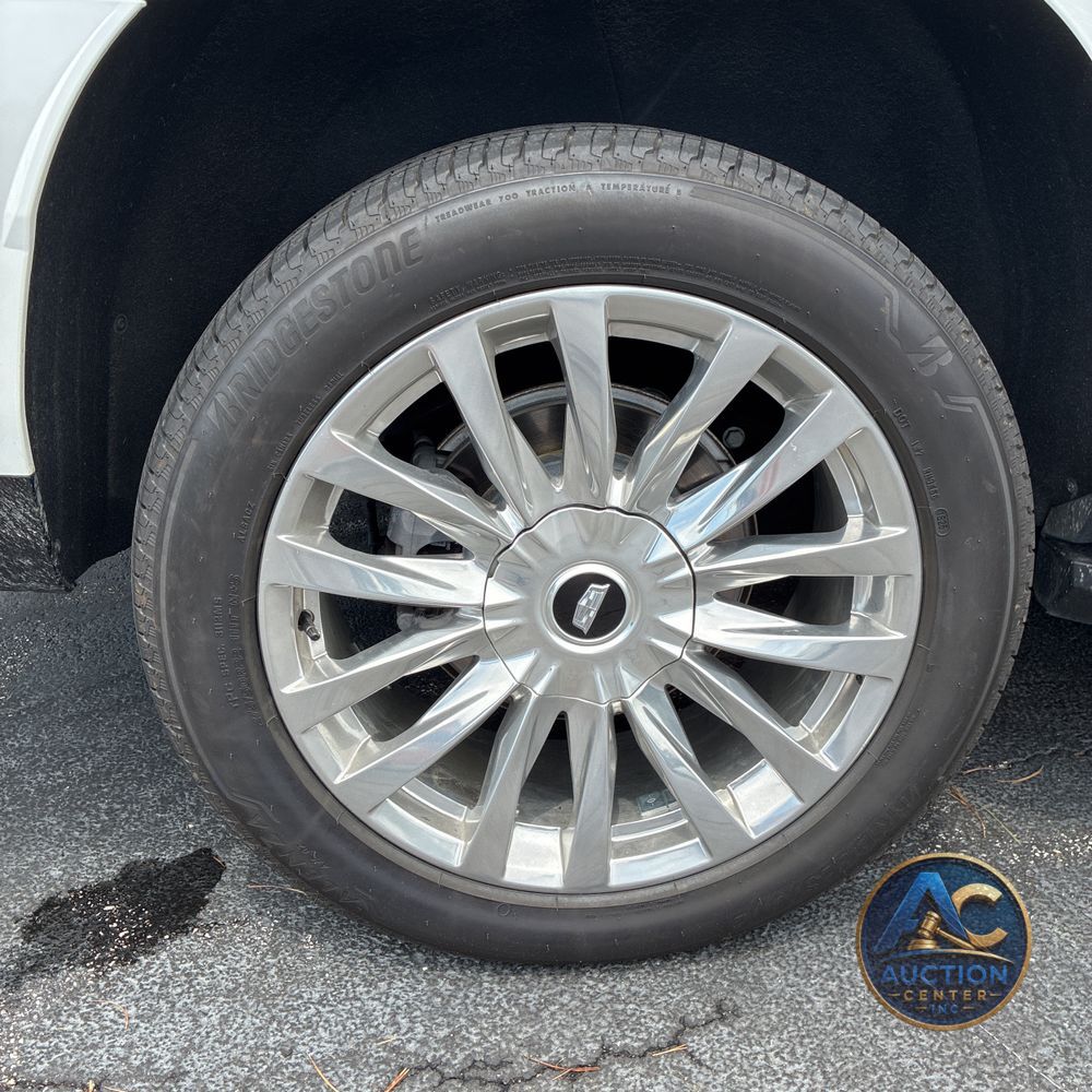 2023 Cadillac Escalade ESV Premium Luxury