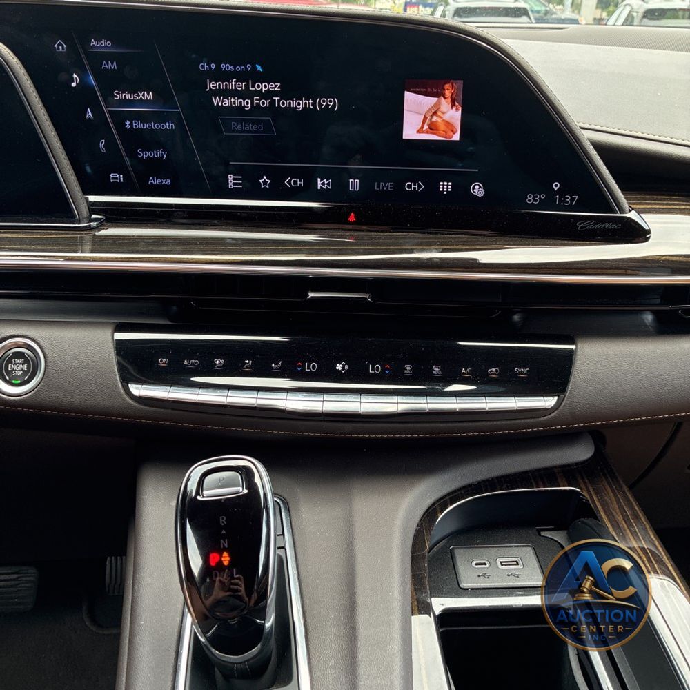 2023 Cadillac Escalade ESV Premium Luxury