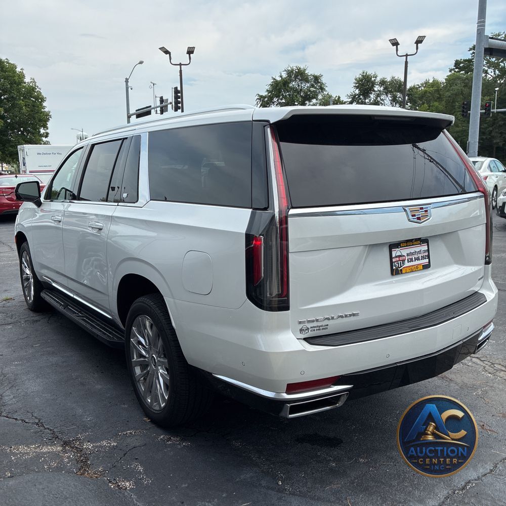 2023 Cadillac Escalade ESV Premium Luxury