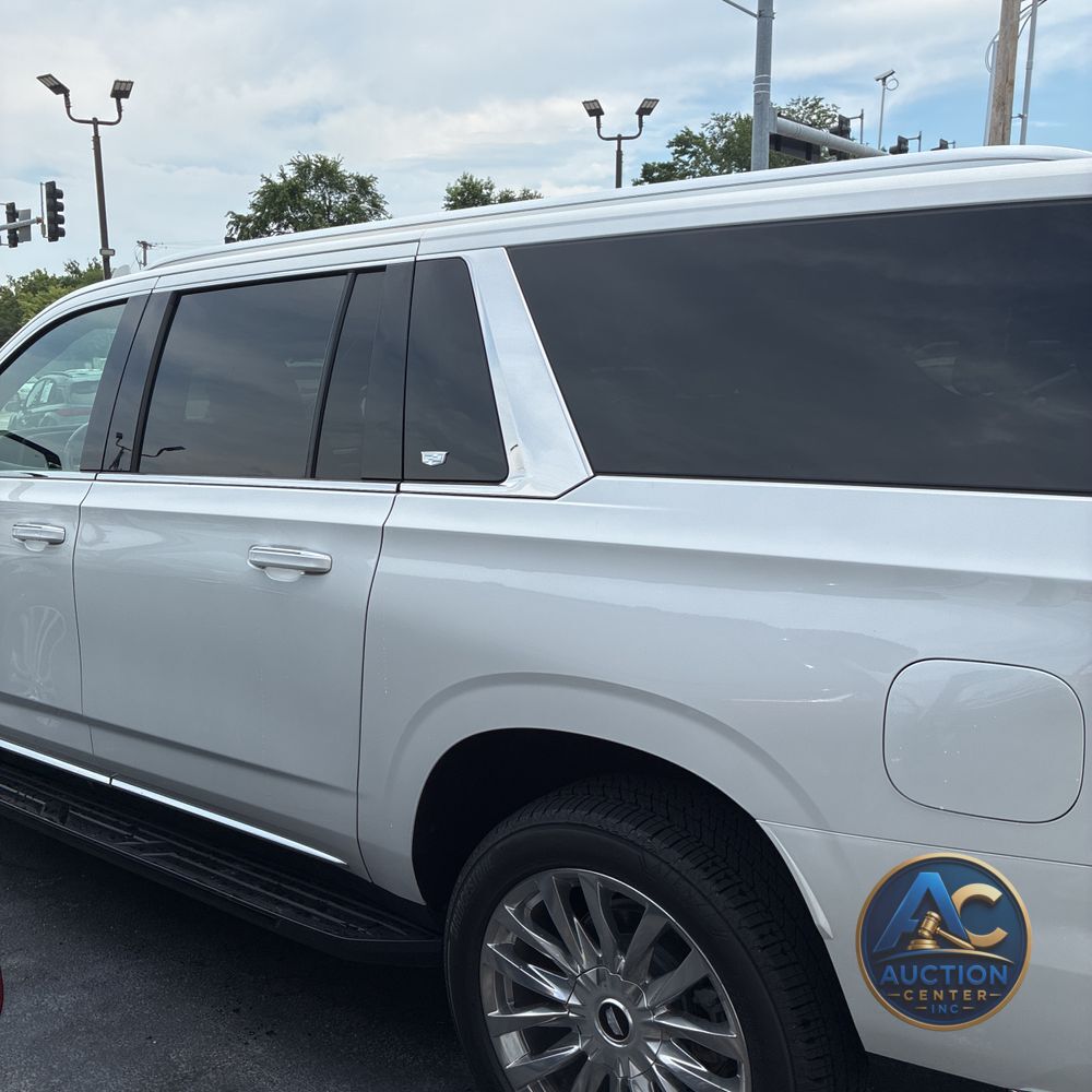 2023 Cadillac Escalade ESV Premium Luxury