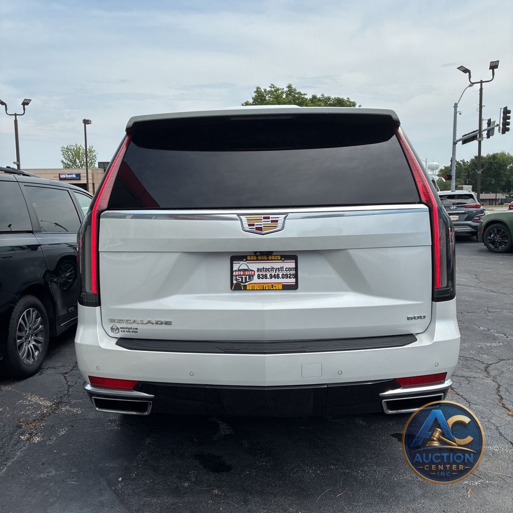 2023 Cadillac Escalade ESV Premium Luxury
