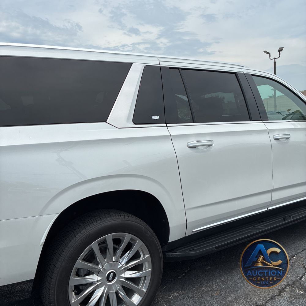 2023 Cadillac Escalade ESV Premium Luxury