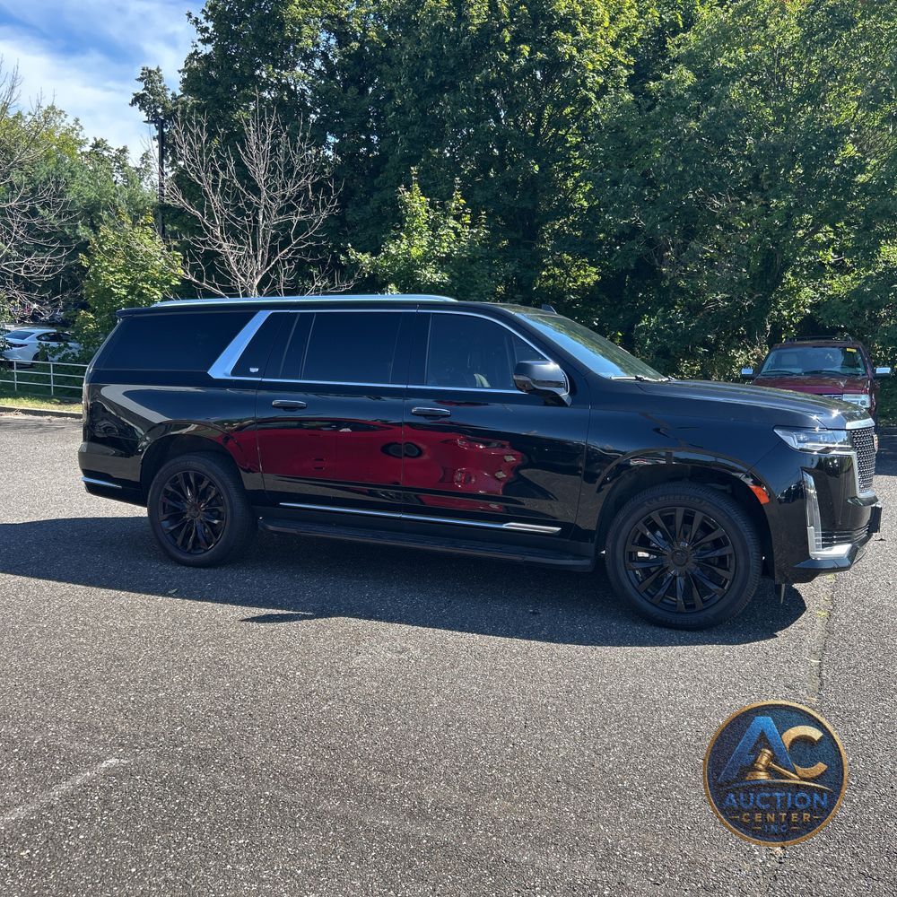 2023 Cadillac Escalade ESV Premium Luxury