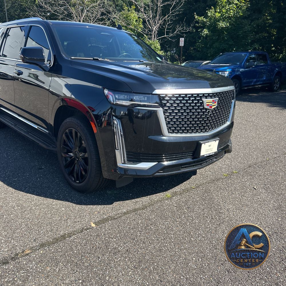 2023 Cadillac Escalade ESV Premium Luxury