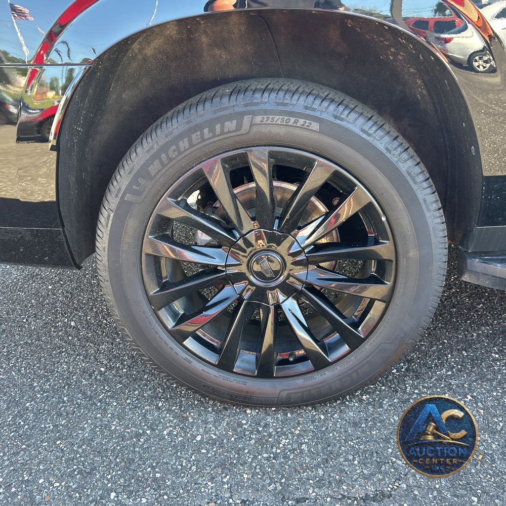 2023 Cadillac Escalade ESV Premium Luxury