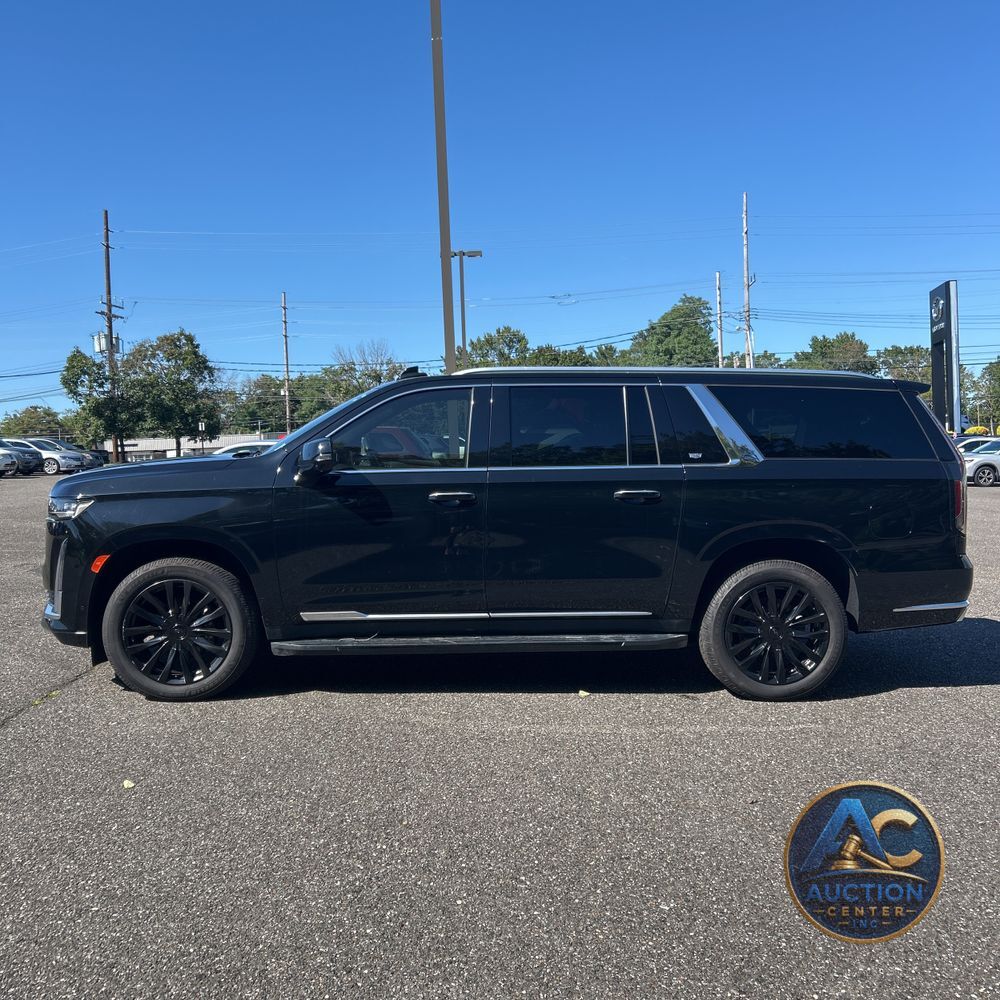 2023 Cadillac Escalade ESV Premium Luxury