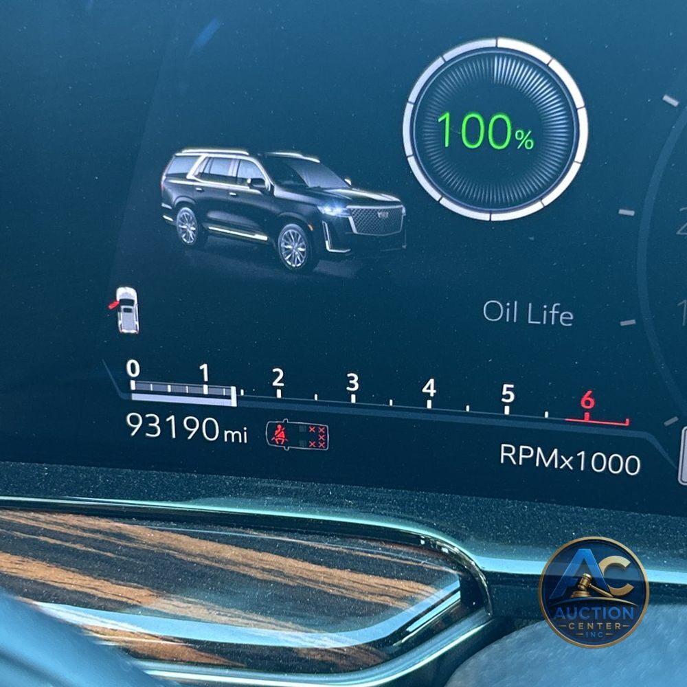 2023 Cadillac Escalade ESV Premium Luxury