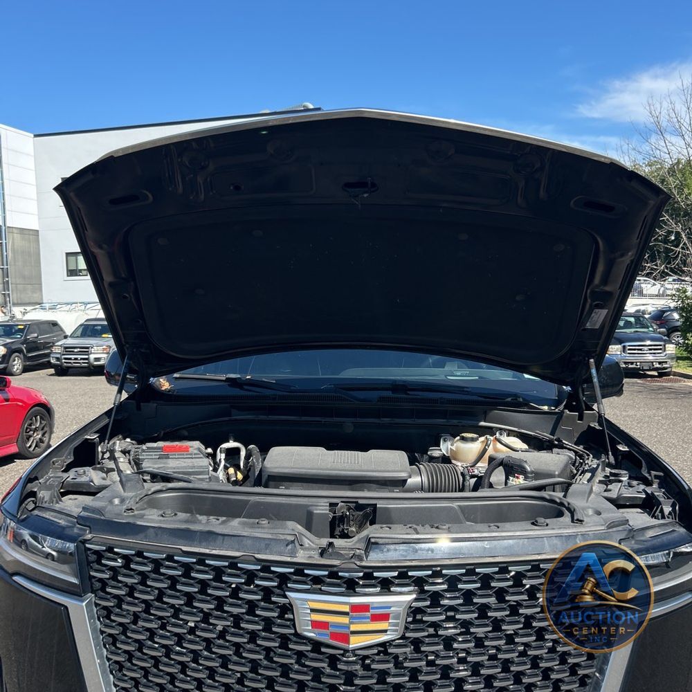 2023 Cadillac Escalade ESV Premium Luxury