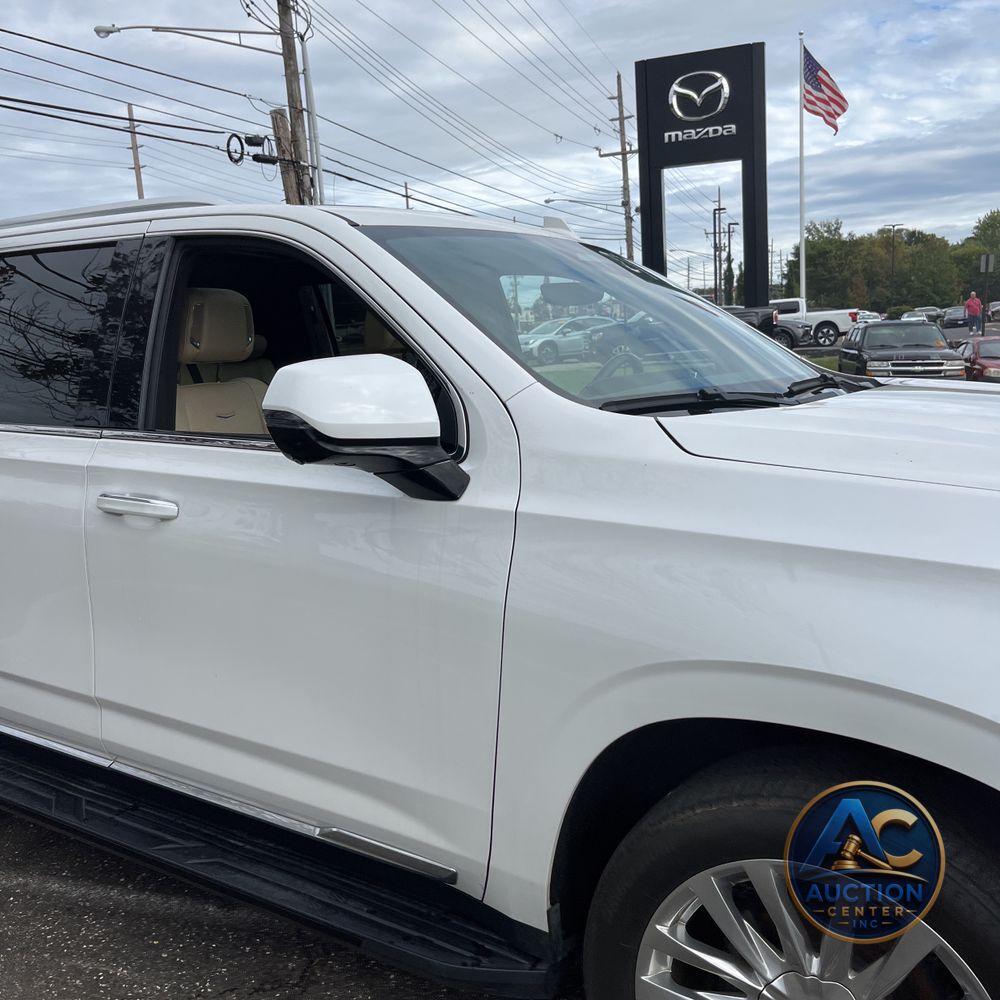 2022 Cadillac Escalade ESV Premium Luxury