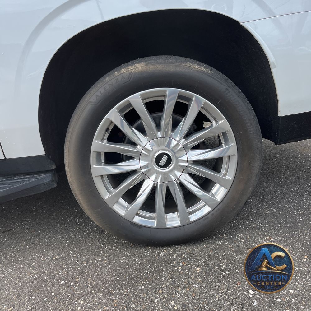 2022 Cadillac Escalade ESV Premium Luxury