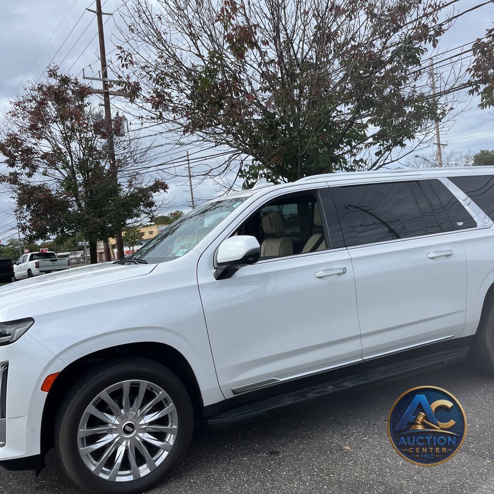 2022 Cadillac Escalade ESV Premium Luxury