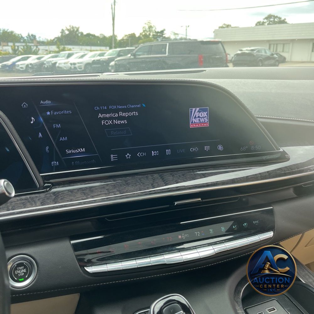 2022 Cadillac Escalade ESV Premium Luxury