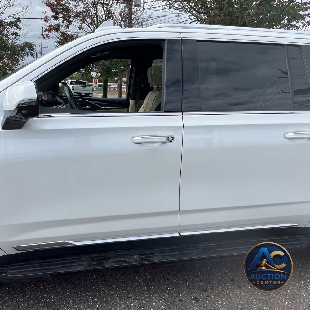 2022 Cadillac Escalade ESV Premium Luxury