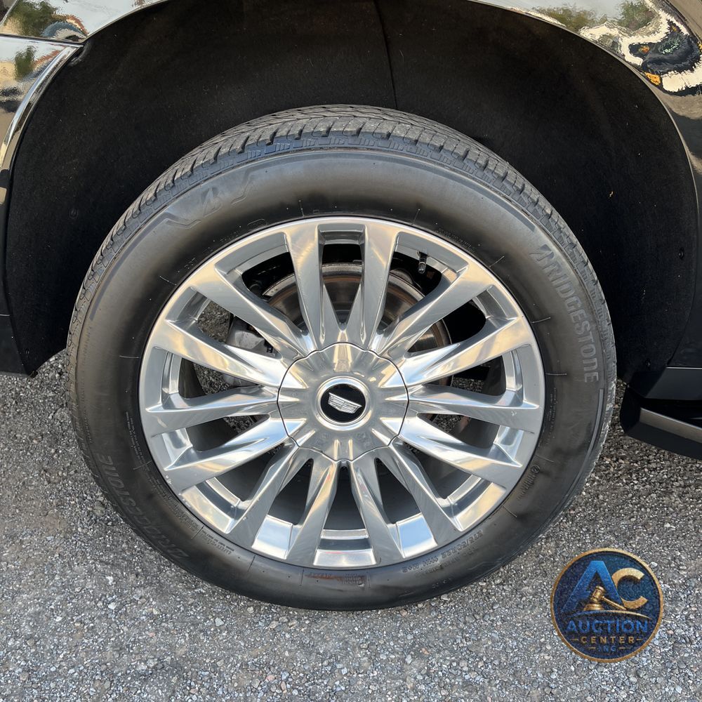 2022 Cadillac Escalade ESV Premium Luxury