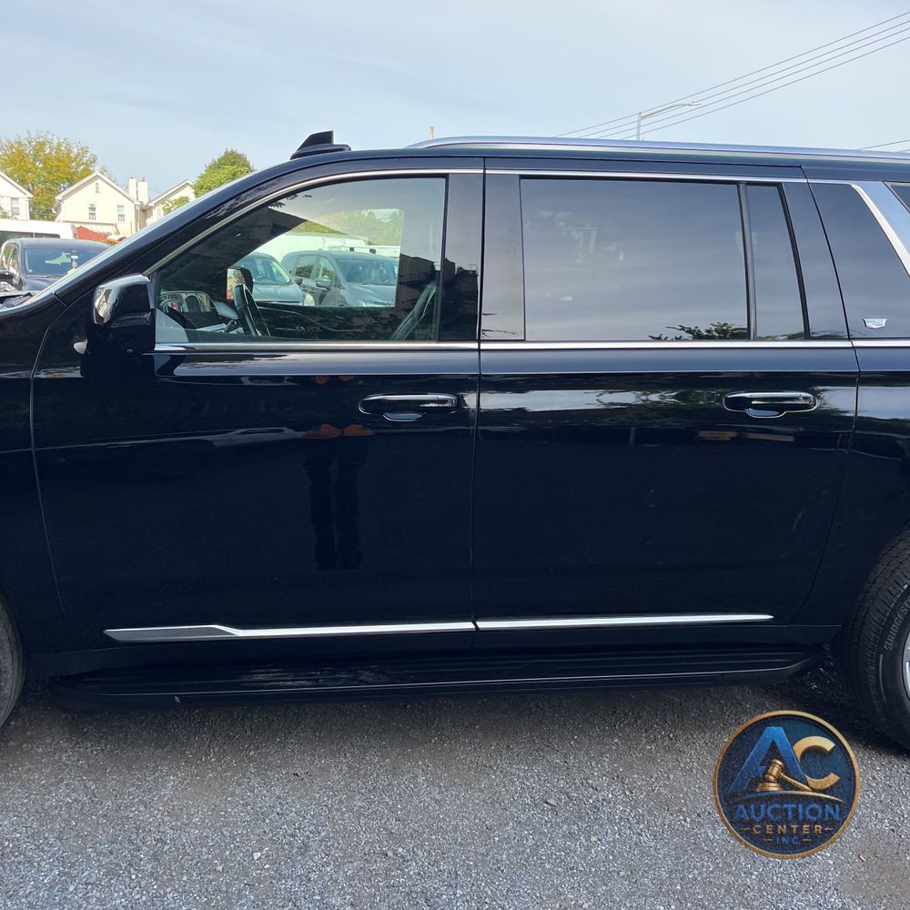 2022 Cadillac Escalade ESV Premium Luxury