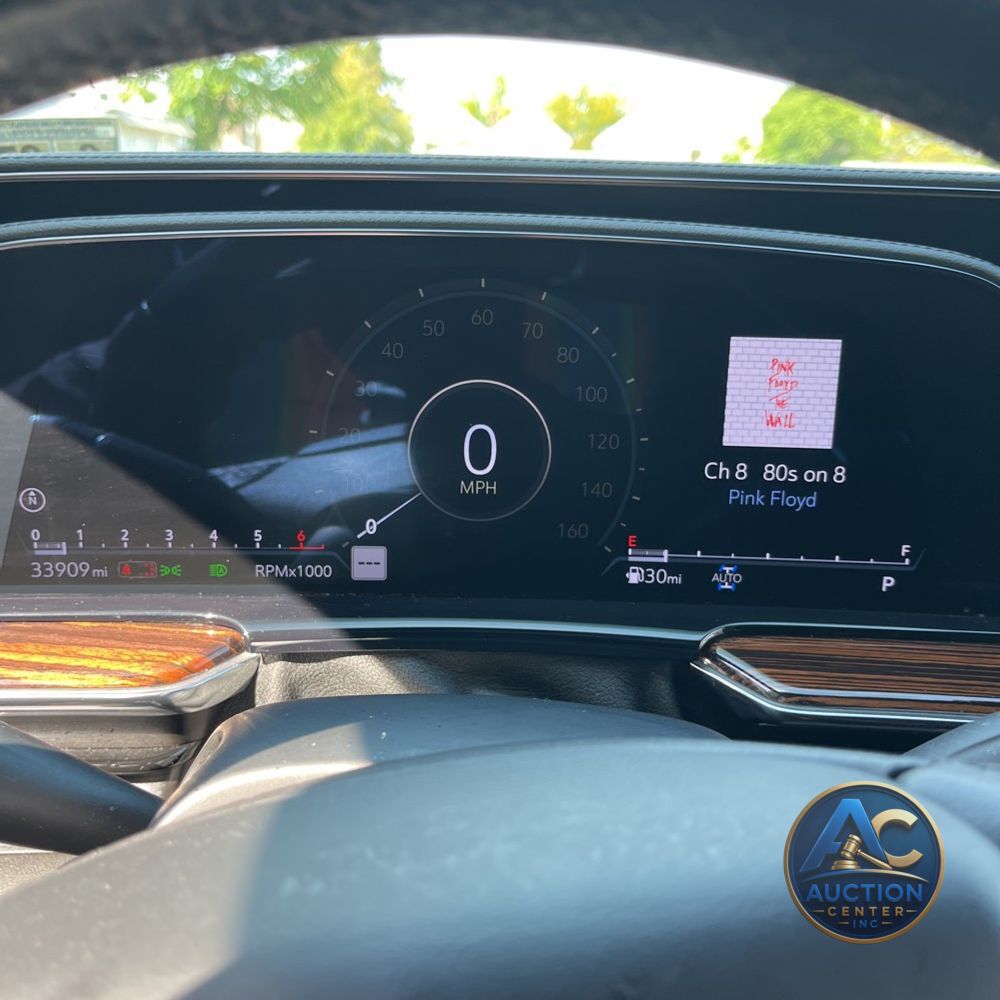 2022 Cadillac Escalade ESV Premium Luxury