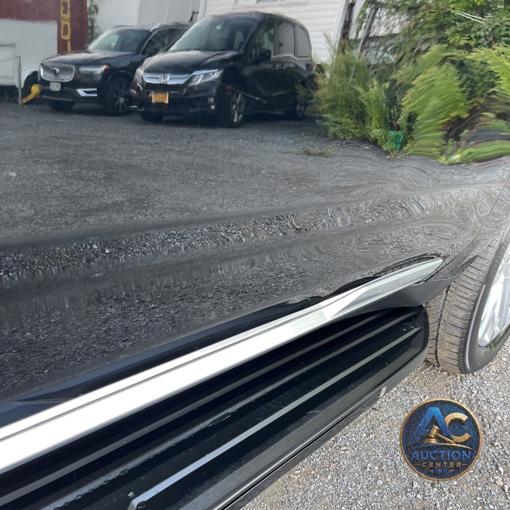 2022 Cadillac Escalade ESV Premium Luxury