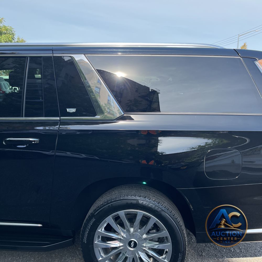 2022 Cadillac Escalade ESV Premium Luxury