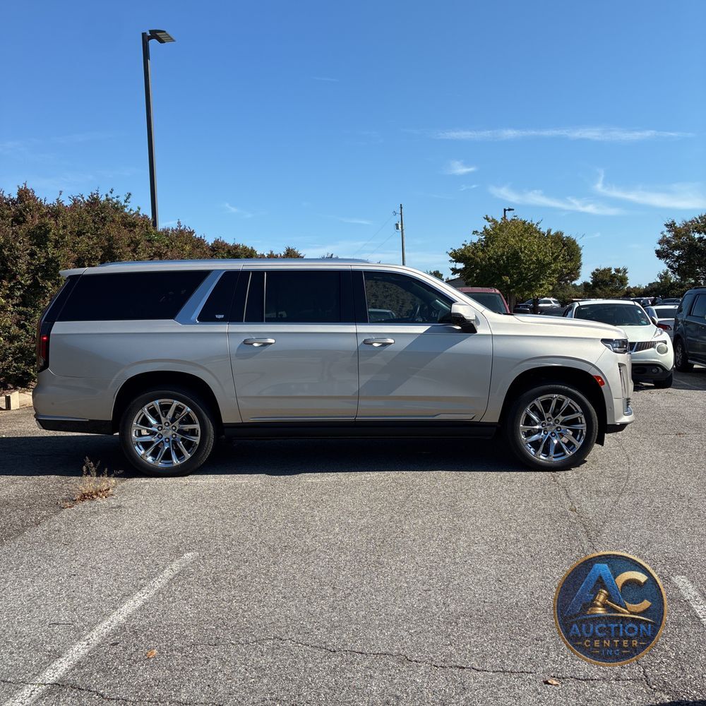 2023 Cadillac Escalade ESV Premium Luxury