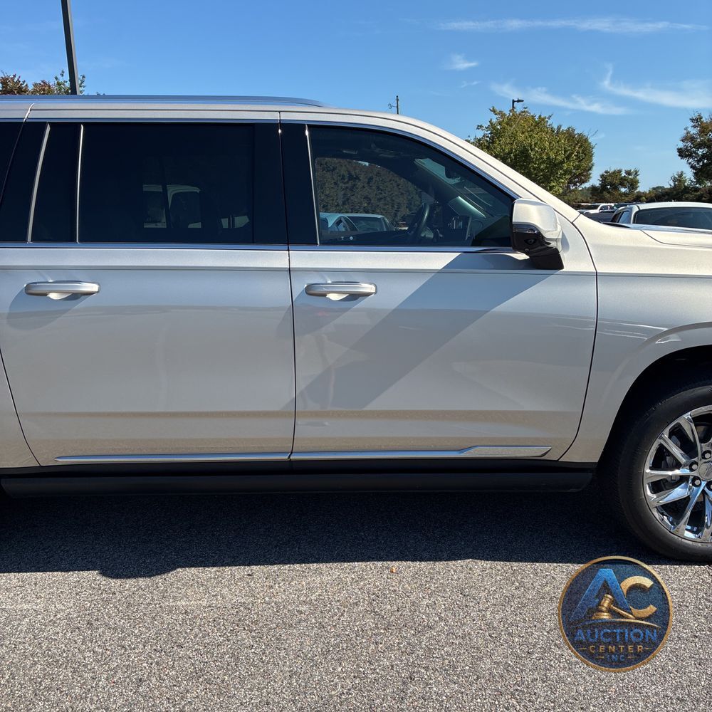2023 Cadillac Escalade ESV Premium Luxury