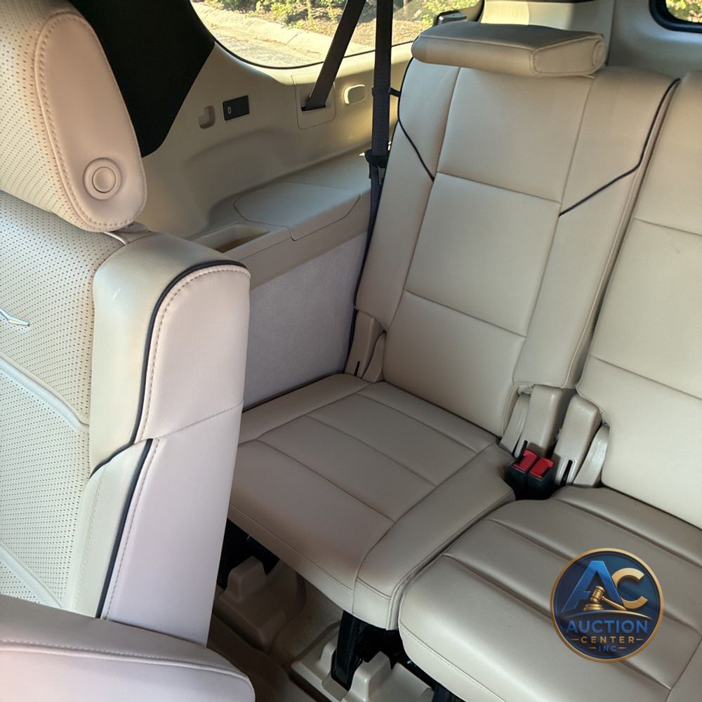 2023 Cadillac Escalade ESV Premium Luxury