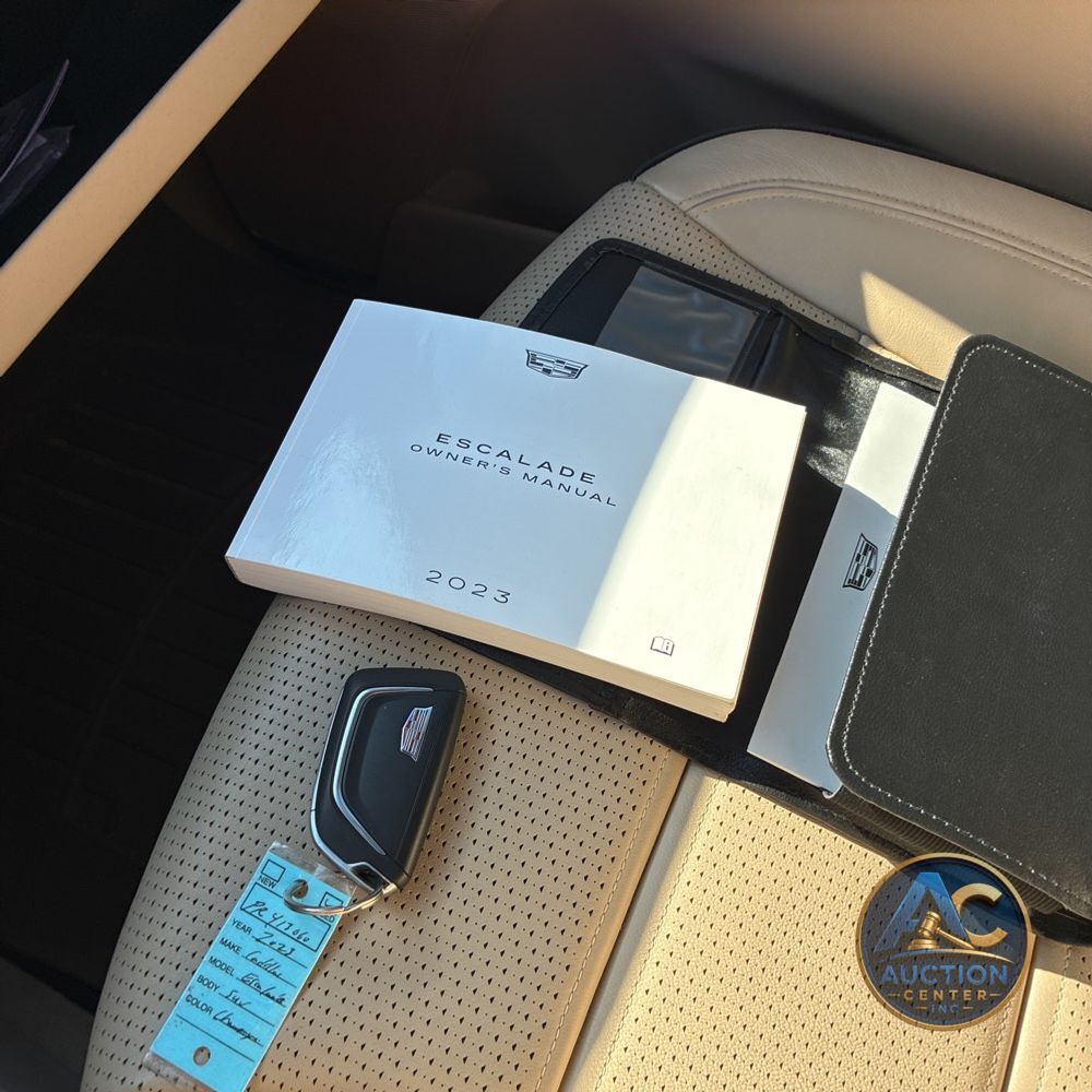 2023 Cadillac Escalade ESV Premium Luxury
