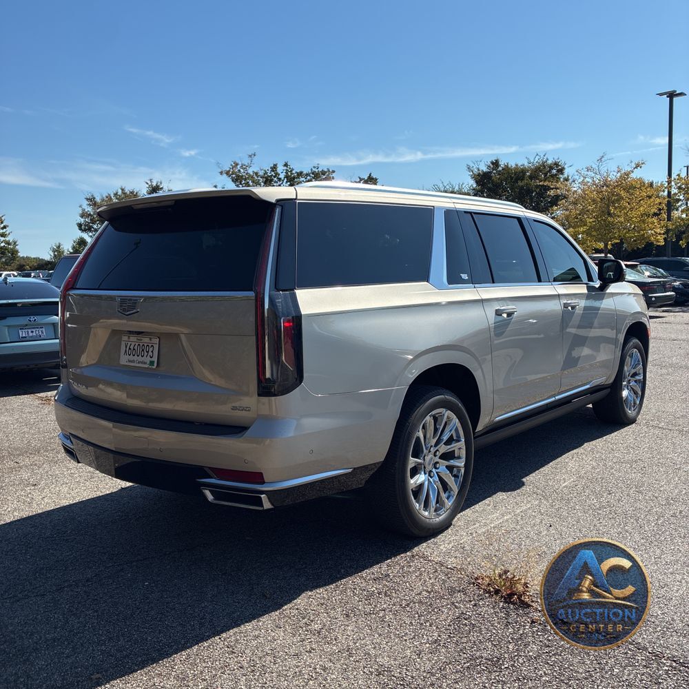 2023 Cadillac Escalade ESV Premium Luxury