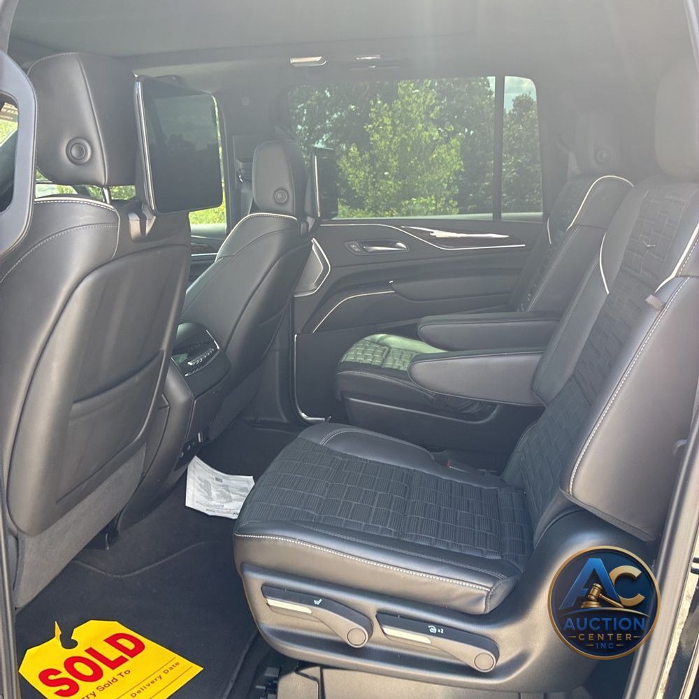 2024 Cadillac Escalade ESV Premium Luxury Platinum