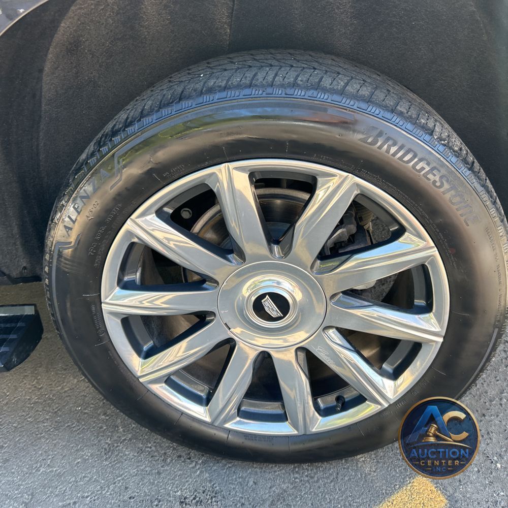 2023 Cadillac Escalade ESV Premium Luxury Platinum