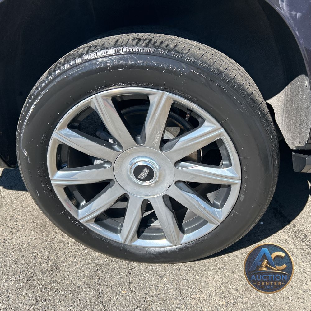 2023 Cadillac Escalade ESV Premium Luxury Platinum