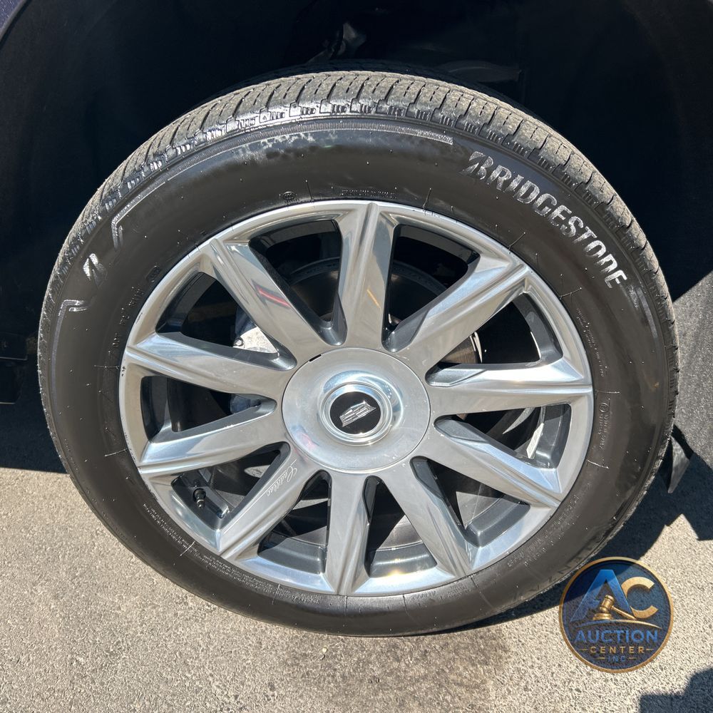 2023 Cadillac Escalade ESV Premium Luxury Platinum
