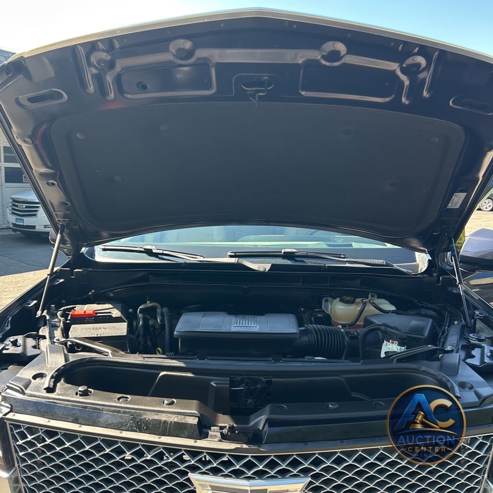 2023 Cadillac Escalade ESV Premium Luxury Platinum