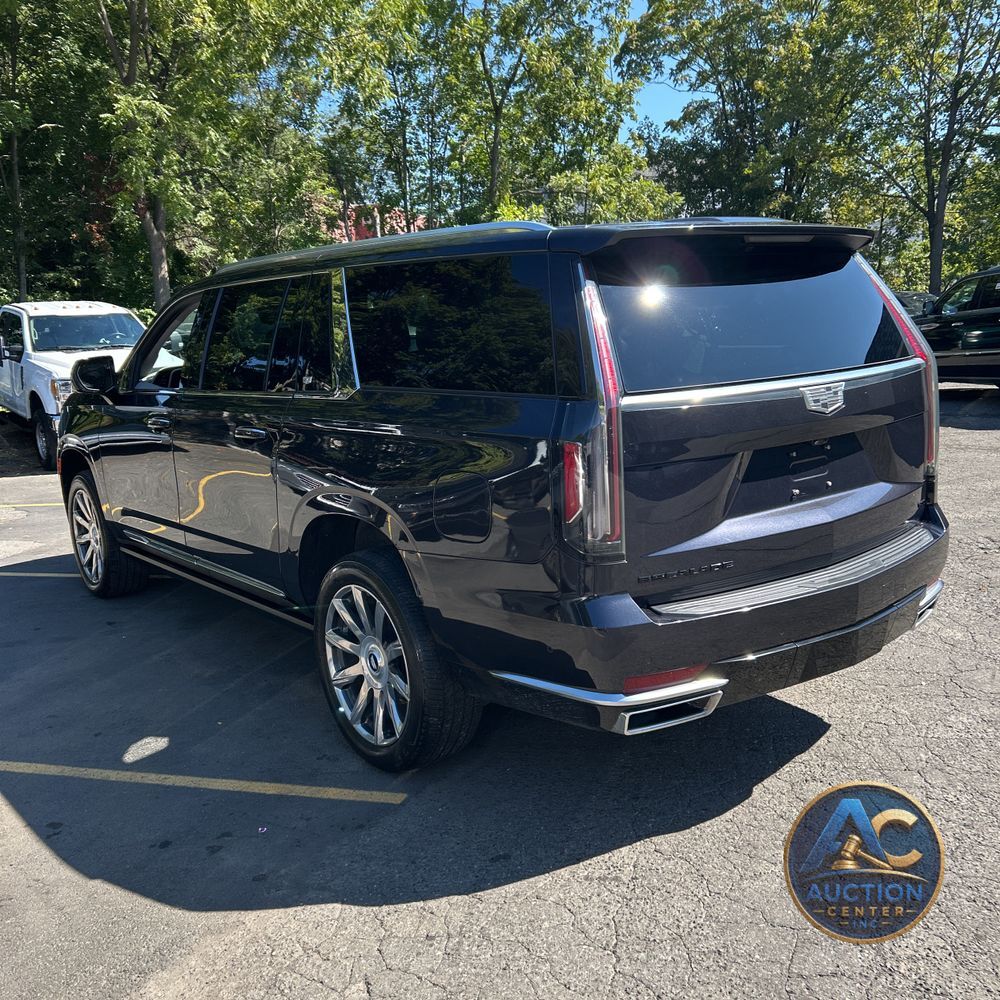 2023 Cadillac Escalade ESV Premium Luxury Platinum