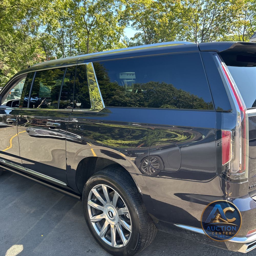 2023 Cadillac Escalade ESV Premium Luxury Platinum