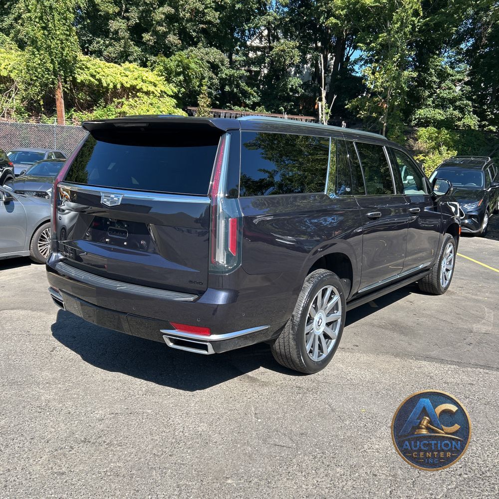 2023 Cadillac Escalade ESV Premium Luxury Platinum