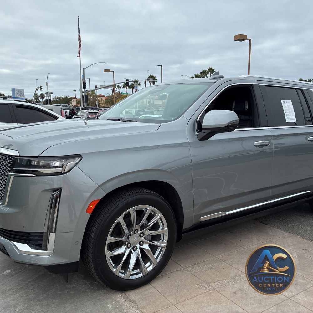 2023 Cadillac Escalade ESV Premium Luxury Platinum