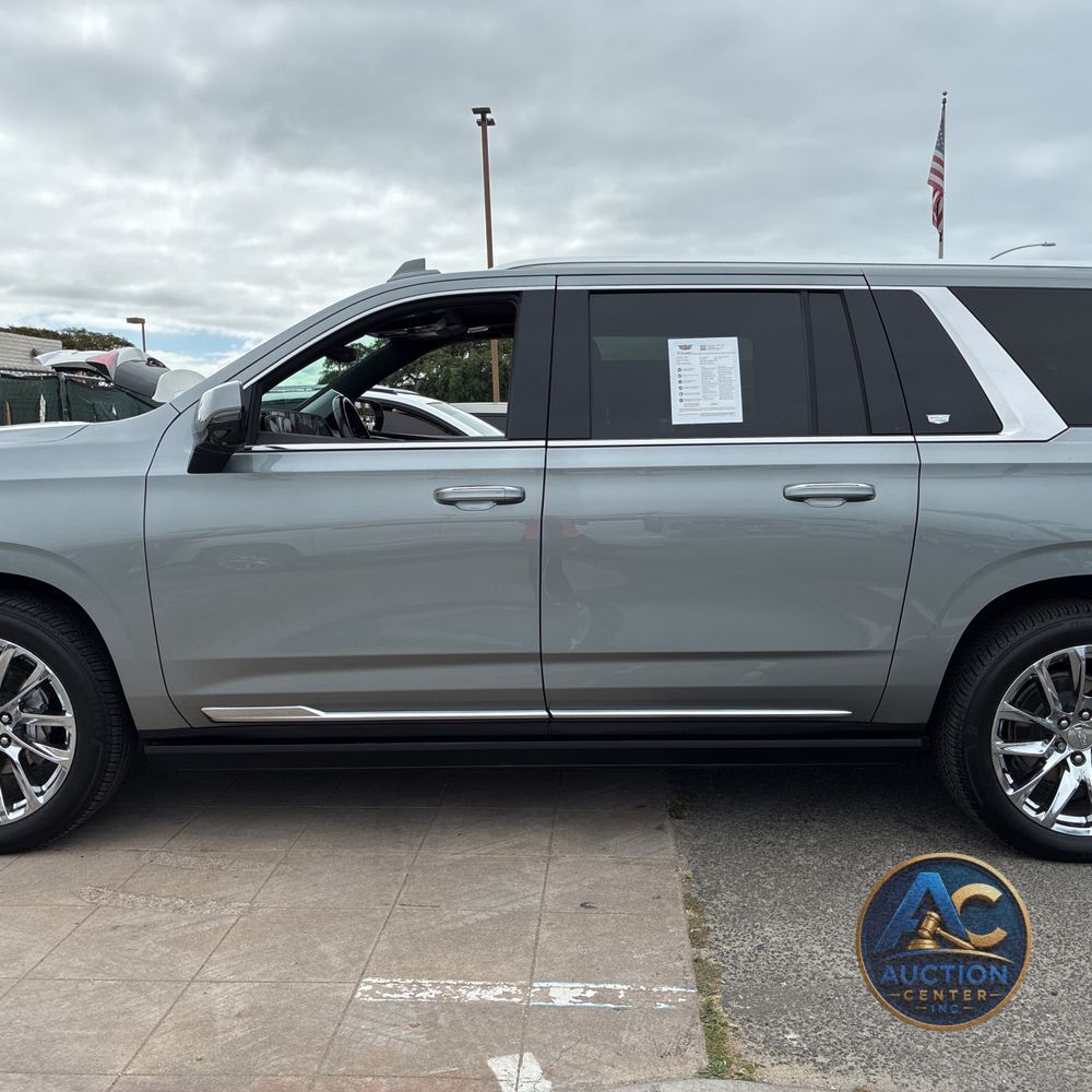 2023 Cadillac Escalade ESV Premium Luxury Platinum