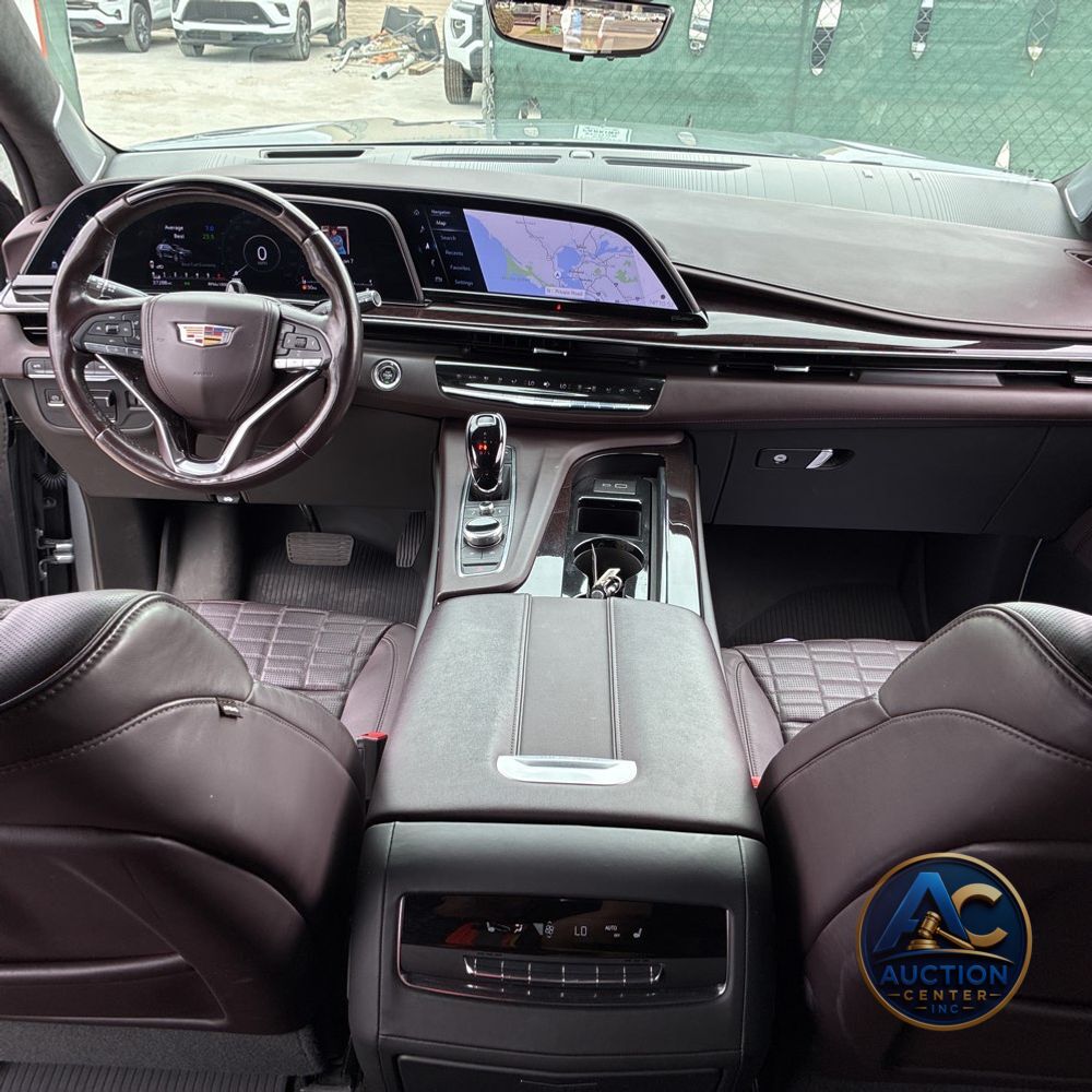 2023 Cadillac Escalade ESV Premium Luxury Platinum